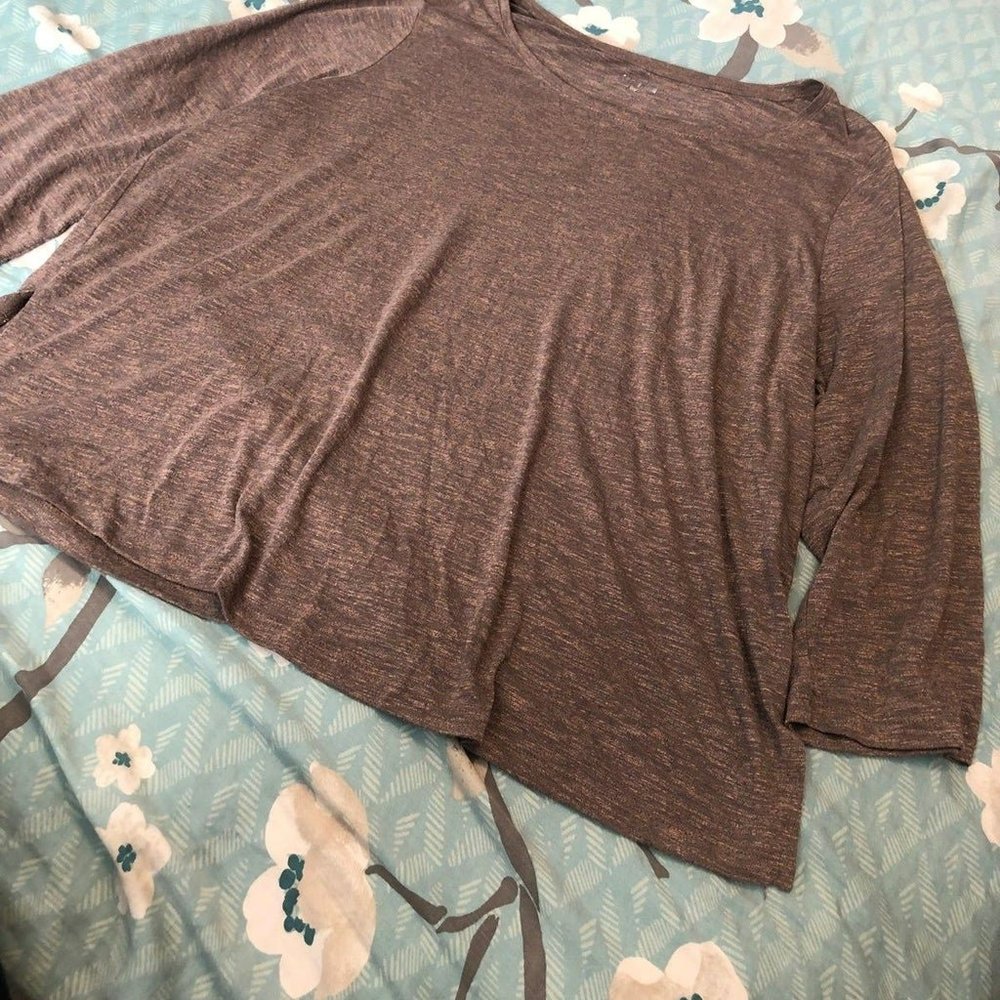 0X apt 9 shirt